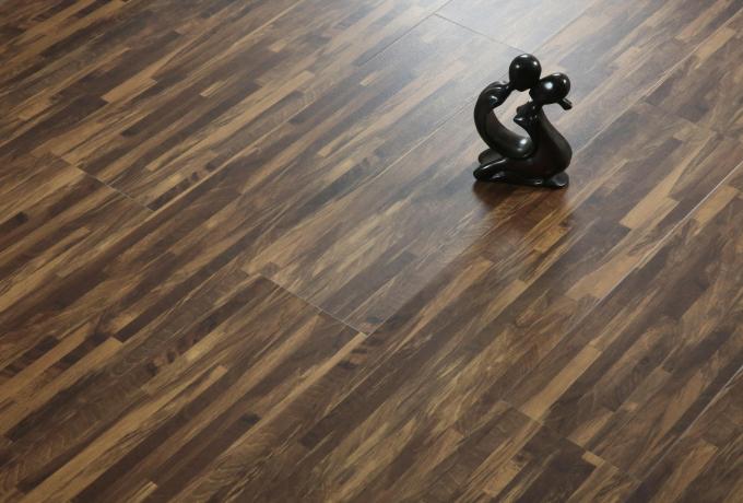 회색 색깔 상업적인 방수는 2mm 3mm LVT 마루를 마루청을 까는 뒤 비닐을 말립니다 1